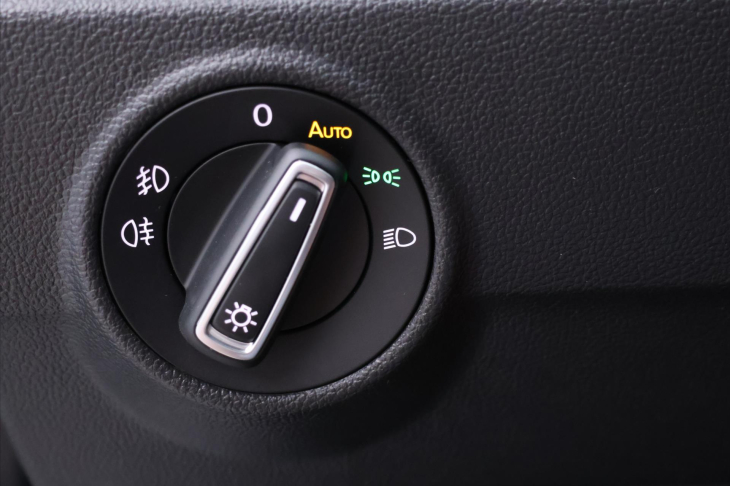 Volkswagen T-Roc 1,5 TSI 110 kW DSG R-Line DPH