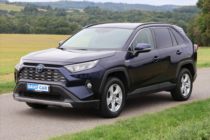 Toyota RAV4 2,5 131kW Hybrid Navigace