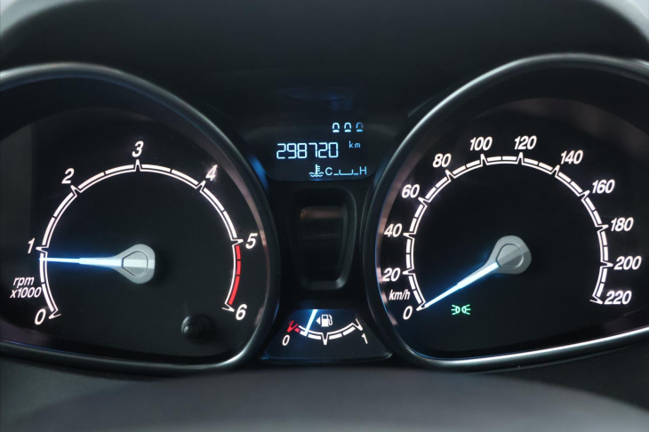 Ford Tourneo 1,5 TDCi 71kW Titanium CZ