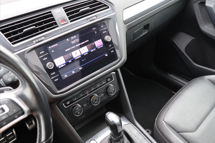 Volkswagen Tiguan 2,0 TDI DSG 4x4 CZ DPH R-Line