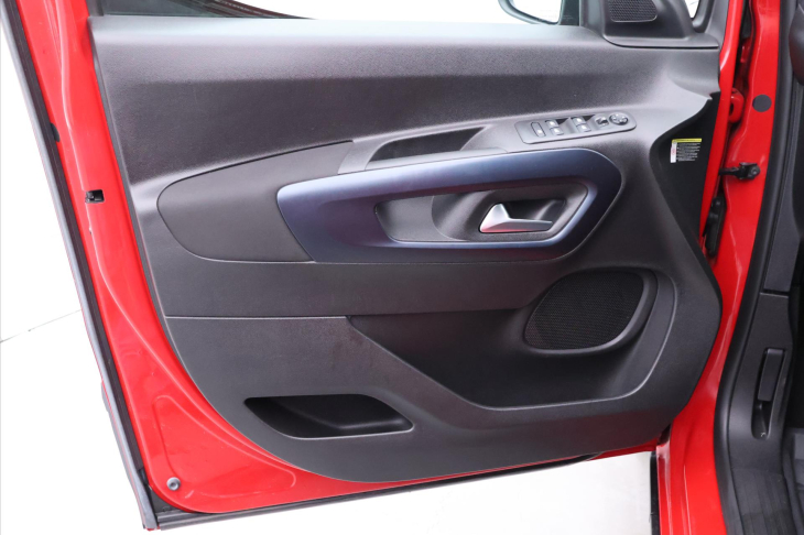 Peugeot Rifter 1,5 BlueHDI 96kW Long CZ DPH