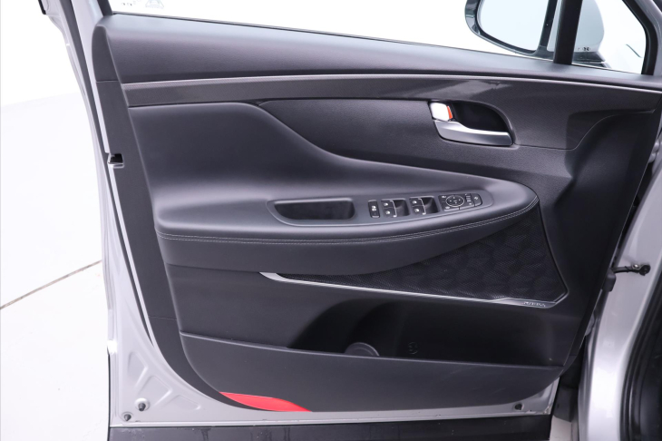 Hyundai Santa Fe 2,2 CRDI 142kW CZ 1.Maj DPH