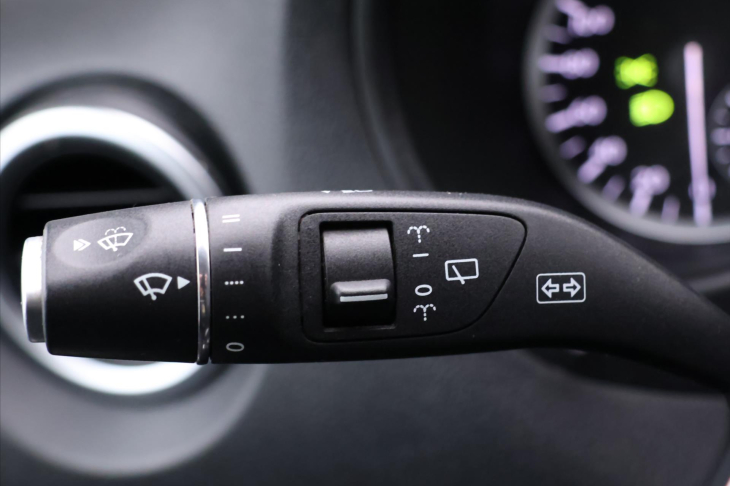 Mercedes-Benz Vito 2,1 119CDI 140kW Aut. 6-Míst