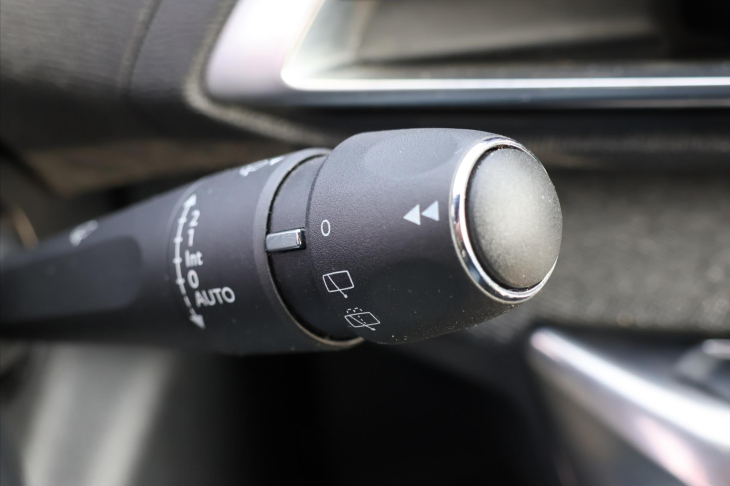 Peugeot 5008 1,2 PT 96kW GT-Line 7-Míst