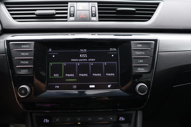 Škoda Superb 2,0 TDI 110kW Style CZ DPH