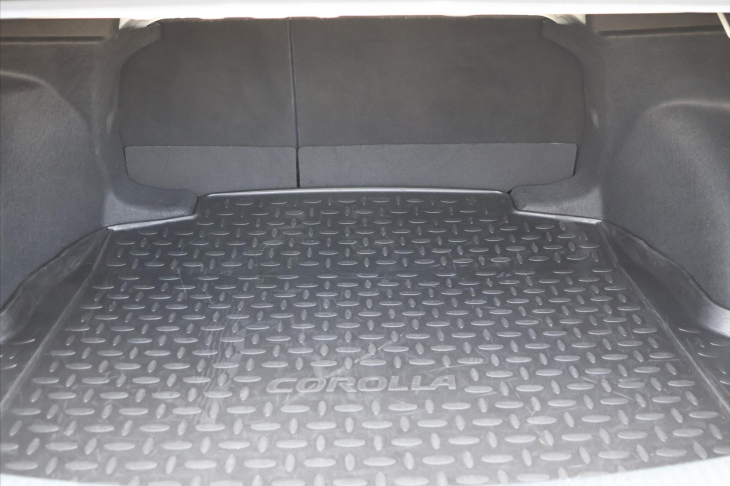 Toyota Corolla 1,5 VTi Aut. Comfort DPH CZ
