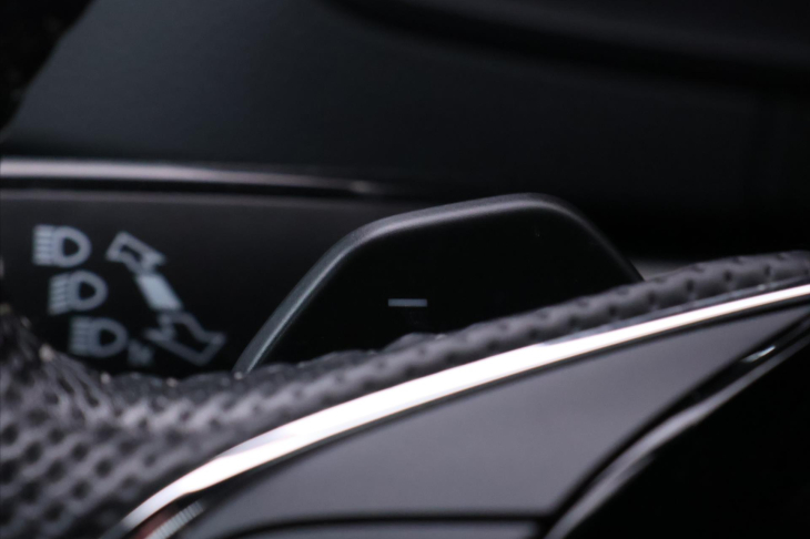 Škoda Karoq 2,0 TDI DSG 4x4 Sportline DPH