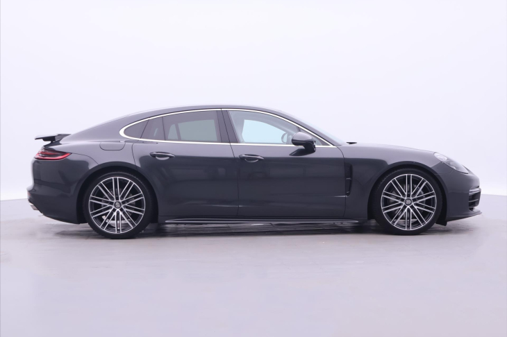 Porsche Panamera 4,0 V8 310kW Chrono Bose CZ 4S