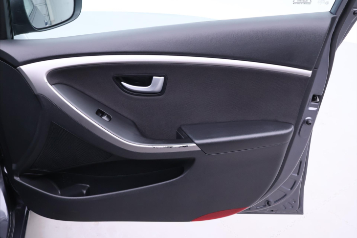 Hyundai i30 1,6 CRDi 81kW CZ