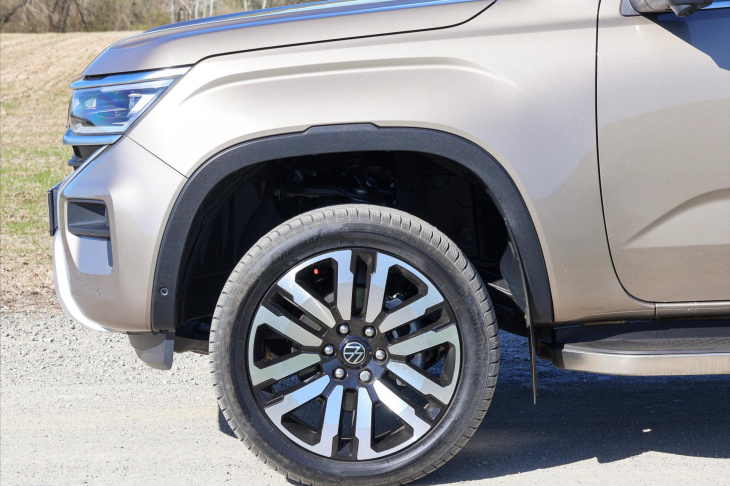 Volkswagen Amarok 3,0 TDI 177kW AVENTURA CZ DPH
