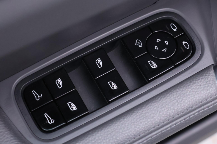 Porsche Cayenne 3,0 Tiptronic 250kW CZ DPH