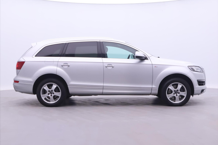 Audi Q7 3,0 TDI 4x4 7-Míst CZ 1. Maj.