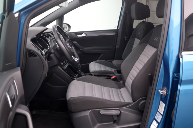Volkswagen Touran 2,0 TDI 110kW R-Line DSG CZ