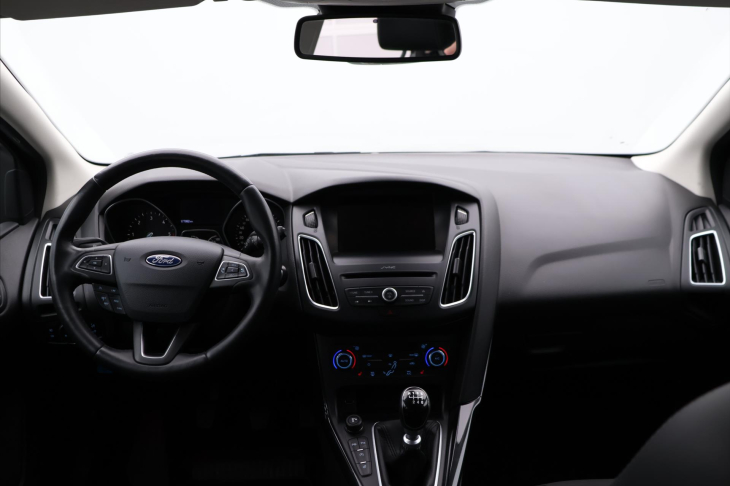 Ford Focus 1.5 TDCI 88kW Aut. Klima Navi