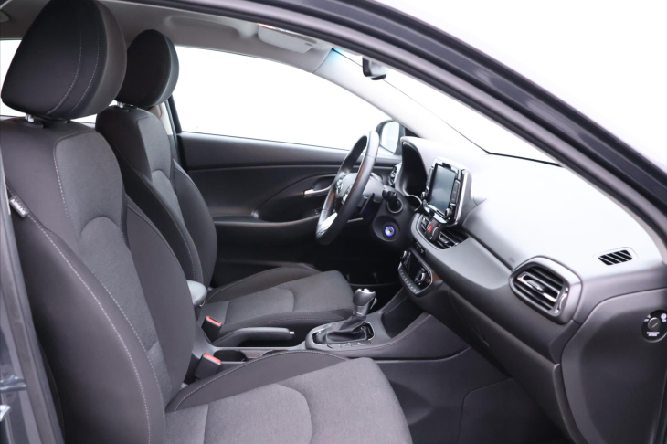 Hyundai i30 1,0 T-GDI Aut. Smart CZ 1.Maj.