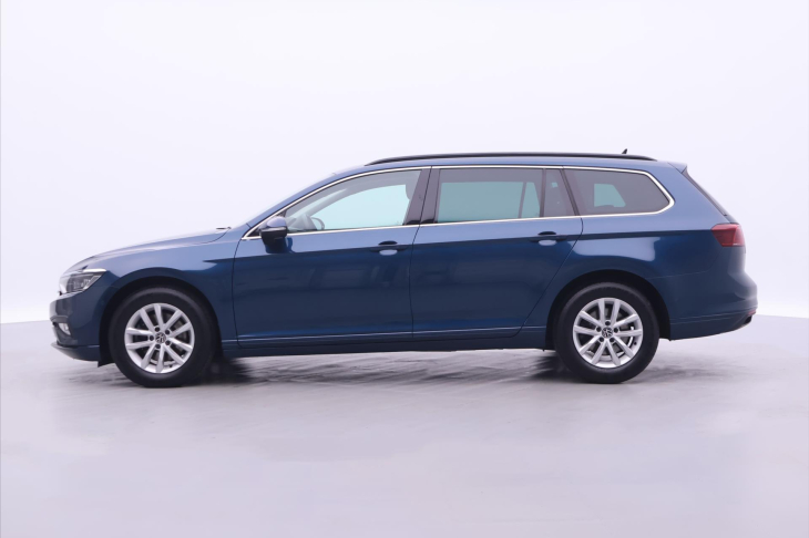 Volkswagen Passat 2,0 TDI 110kW DSG LED ACC Pano