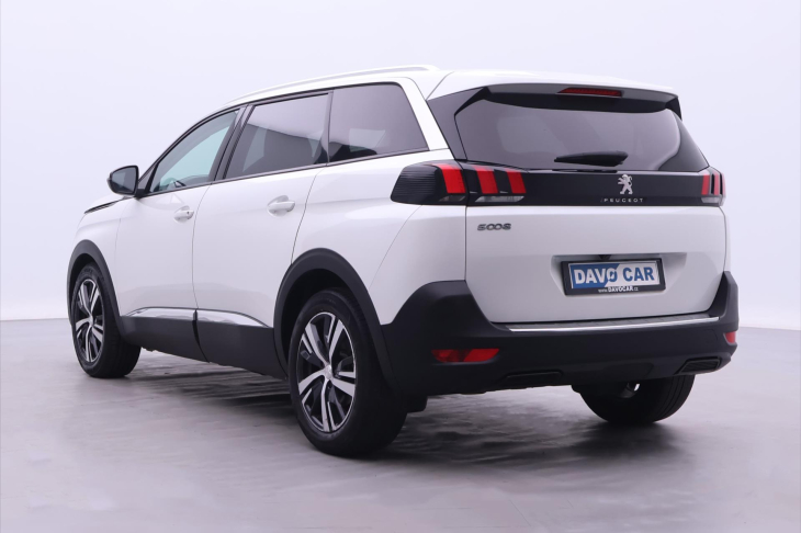 Peugeot 5008 1,2 PT 96kW CZ Allure 7-Míst