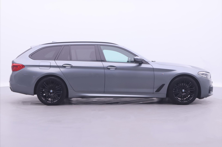 BMW Řada 5 3,0 530d xDrive 195kW M-paket