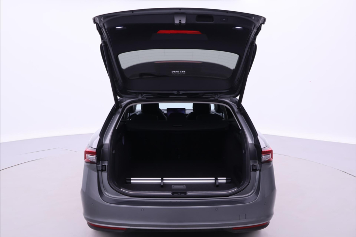 Škoda Superb 2,0 TDI DSG Laurin&Klement DPH