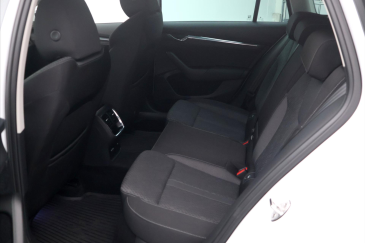 Škoda Octavia 1,5 TGI 96kW G-Tec DSG Style CZ DPH