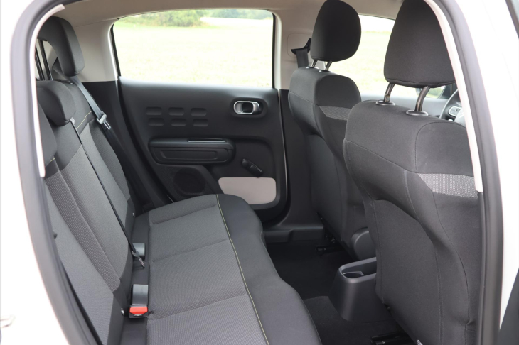 Citroën C3 1,2 PT 60kW CZ Shine Serv.Knih