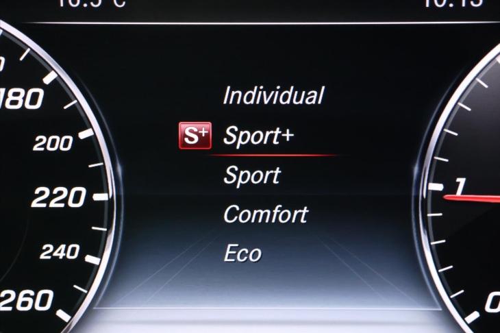 Mercedes-Benz Třídy E 2,0 CDI 143kW CZ DPH 9G