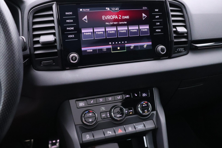 Škoda Karoq 1,5 TSI DSG Sportline 1Maj DPH