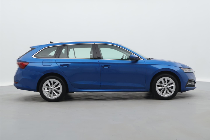 Škoda Octavia 1,5 TSI 110kW DSG CZ Style DPH