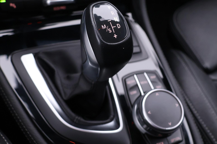 BMW Řada 2 2,0 225ia 170kW xDrive Sport