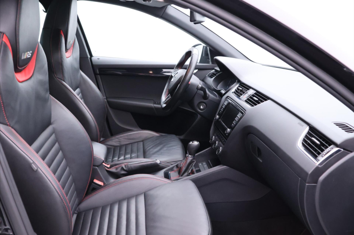 Škoda Octavia 2,0 TSI 169kW RS230 Xenon Kůže