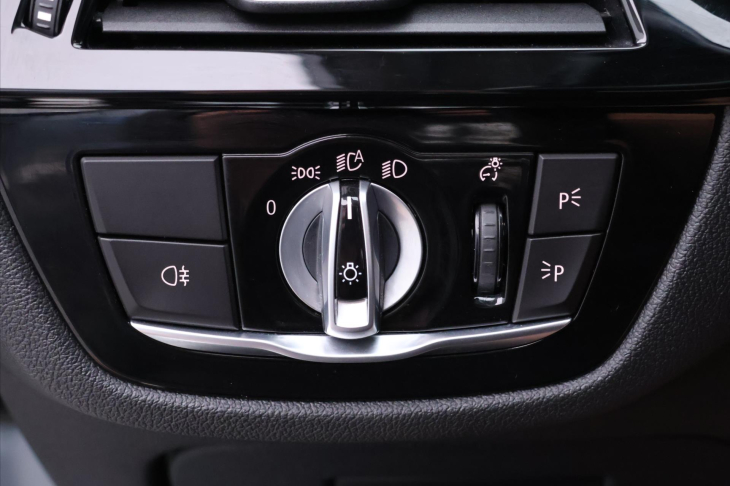 BMW Řada 5 3,0 530d Xdrive 195kW Aut.