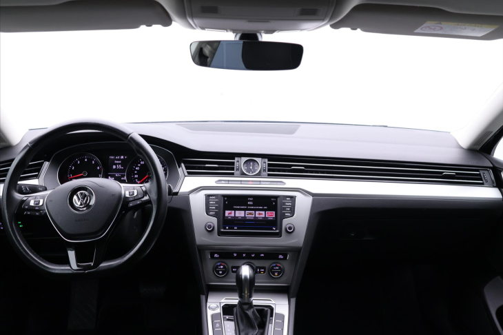 Volkswagen Passat 1,4 TSI 110kW DSG Comfort LED