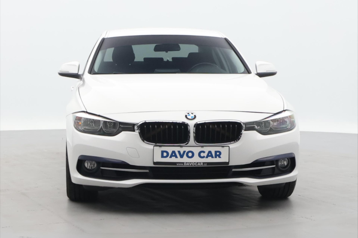 BMW Řada 3 2,0 320i 135kW CZ xDrive Sport