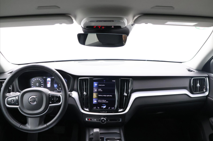 Volvo V60 2,0 B4 AWD Cross Country DPH