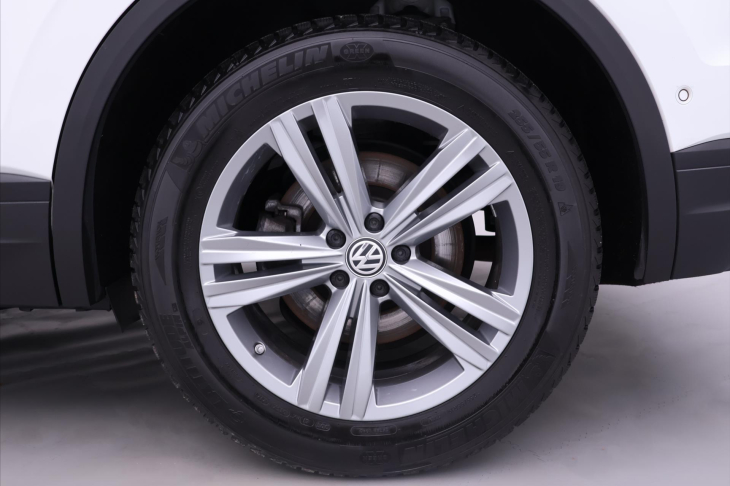 Volkswagen Touareg 3,0 TDI V6 170kW DSG 4M CZ DPH