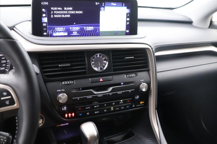 Lexus RX 2,0 300 4x4 CZ 1.Maj. DPH