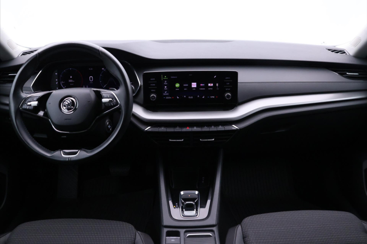 Škoda Octavia 2,0 TDI 110kW DSG Ambition CZ DPH