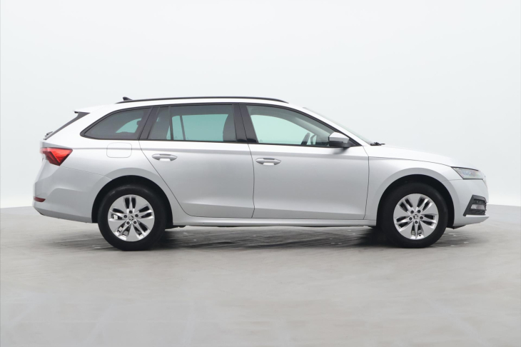 Škoda Octavia 2,0 TDI 85kW Ambition CZ DPH