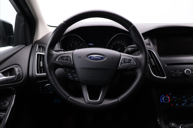 Ford Focus 1.5 TDCI 88kW Aut. Klima Navi