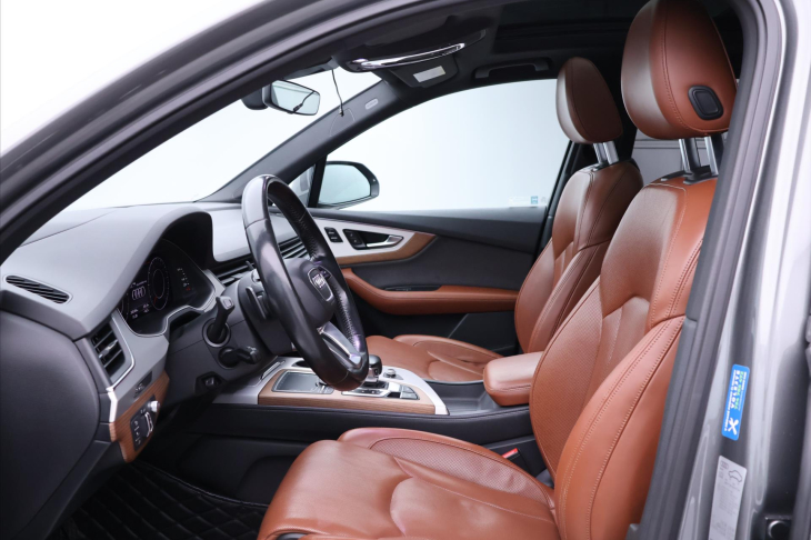 Audi Q7 3,0 200kW Quattro BOSE Pano