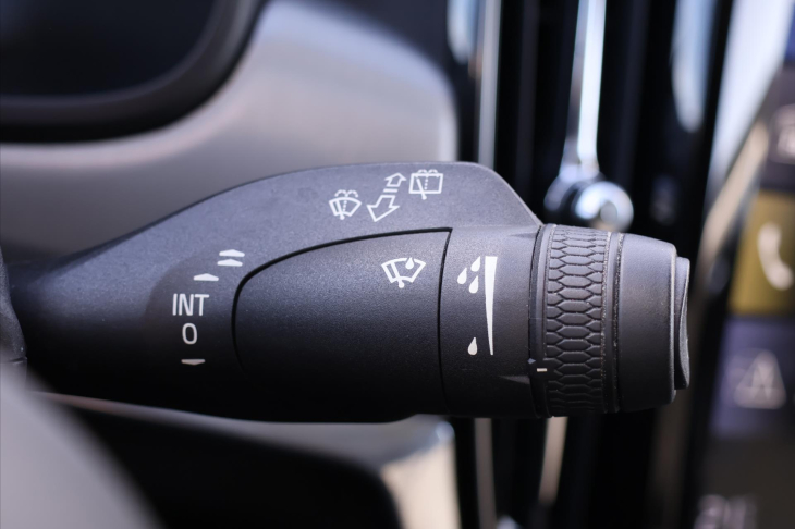 Volvo V90 2,0 110kW ALU Tažné Serviska