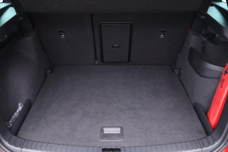 Škoda Karoq 1,5 TSI DSG Sportline 1Maj DPH