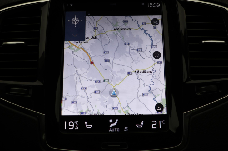 Volvo XC90 2,0 D4 140kW CZ LED Momentum