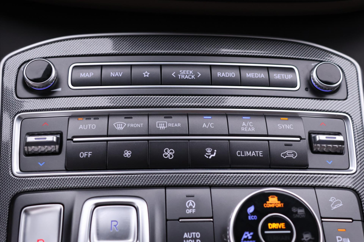 Hyundai Santa Fe 2,2 CRDI 142kW 4WD DCT Style