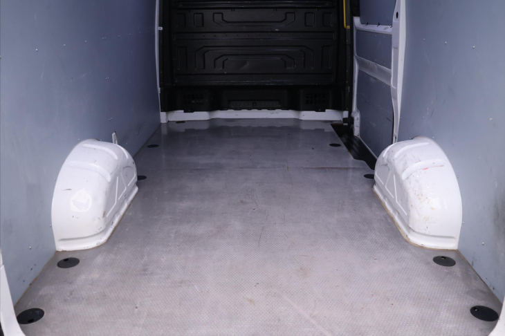 Volkswagen Crafter 2,0 TDI Klima Navigace DPH