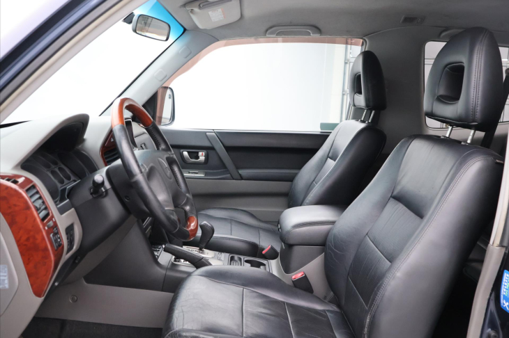 Mitsubishi Pajero 3,2 118kW 4x4 Automat Tažné