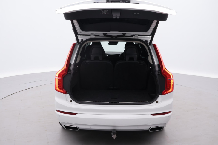 Volvo XC90 2,0 B5 173 kW AWD 7 Míst DPH CZ