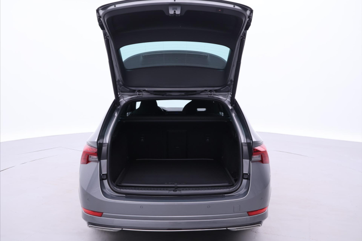 Škoda Octavia 2,0 TDI DSG Sportline DPH