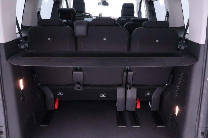 Citroën SpaceTourer 2,0 HDI 130kW Aut. 8-Míst Navi