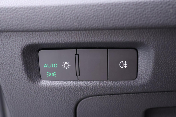 Škoda Octavia 2,0 TDI 85kW Ambition CZ